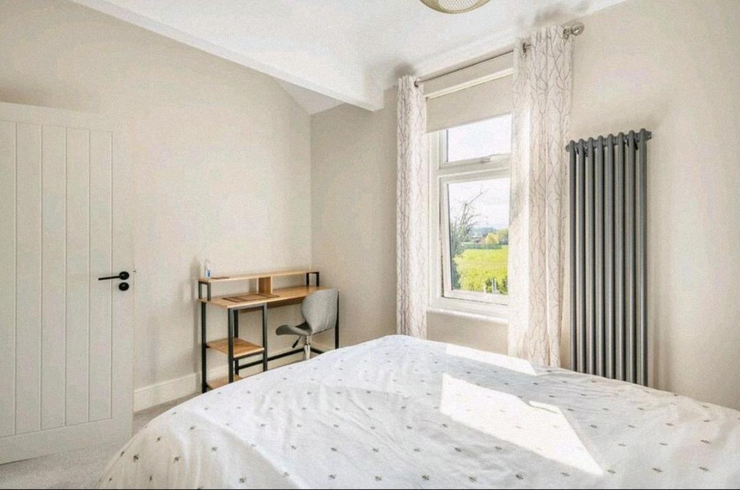 Atrium House Guest House Hazel Grove Extérieur photo